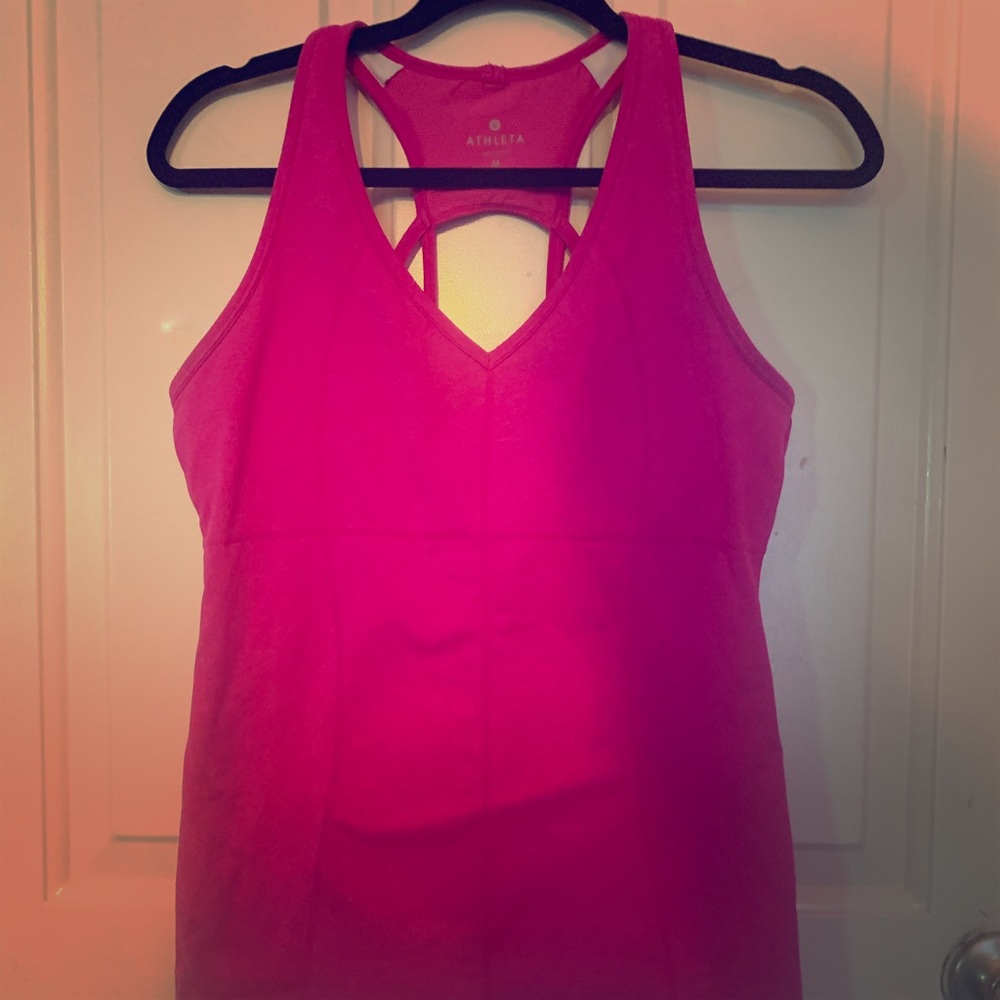 Athletic workout tank